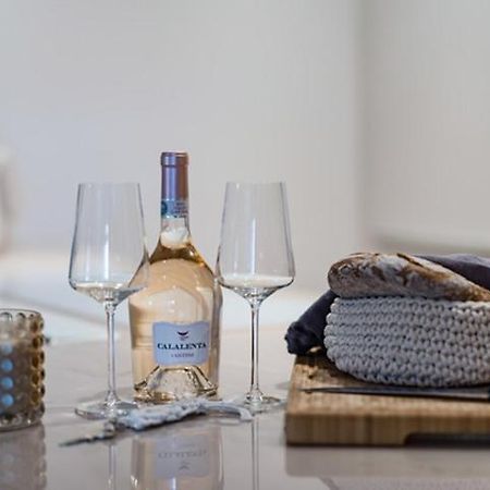 Apartment Hideaway - Stylisch, Ruhig, Topausstattung, Infrarotsauna, Dachterrasse والشسي المظهر الخارجي الصورة